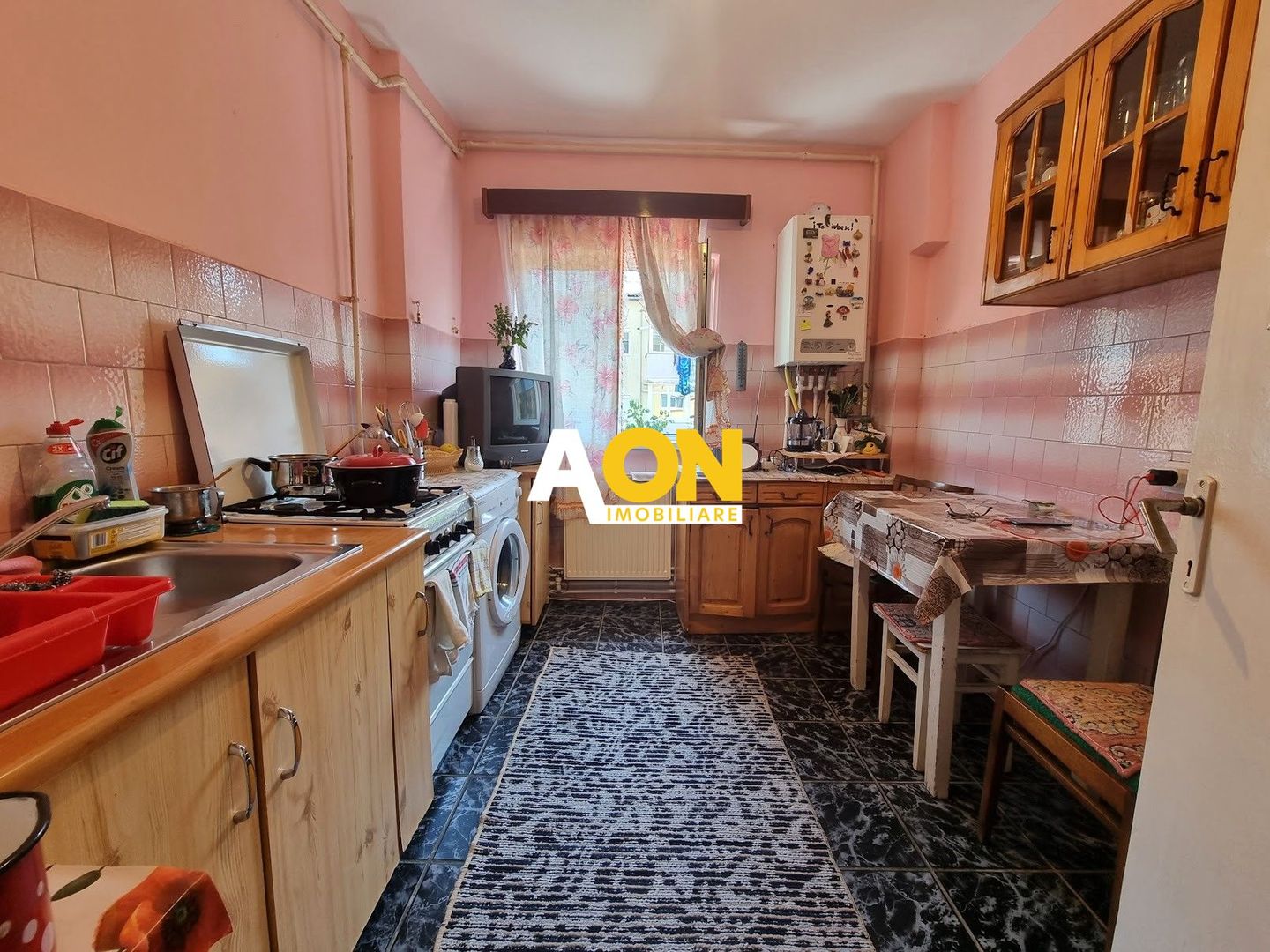 Apartament 3 Camere Decomandat, Etaj 3, Cetate - Poză 1