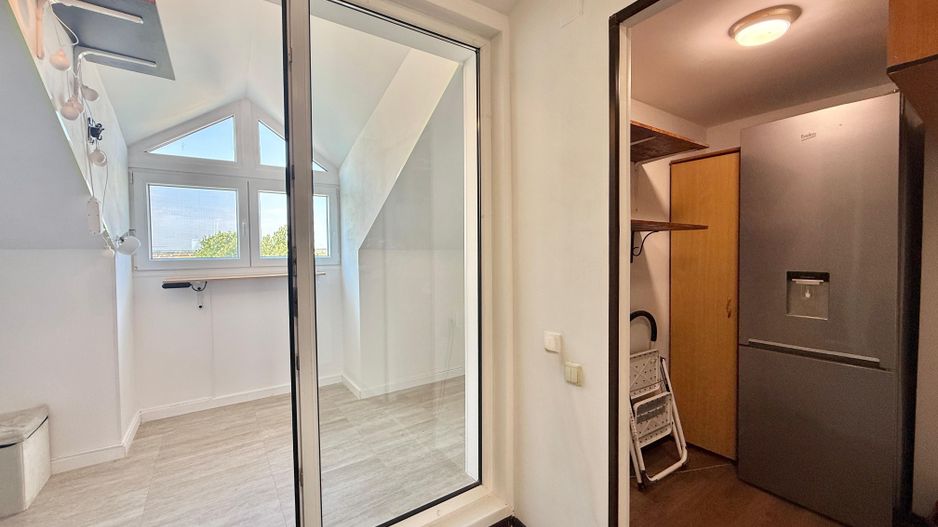 COSMOPOLIS - Apartament cu 2 camere si 2 terase, mobilat si utilat. - Poză 10