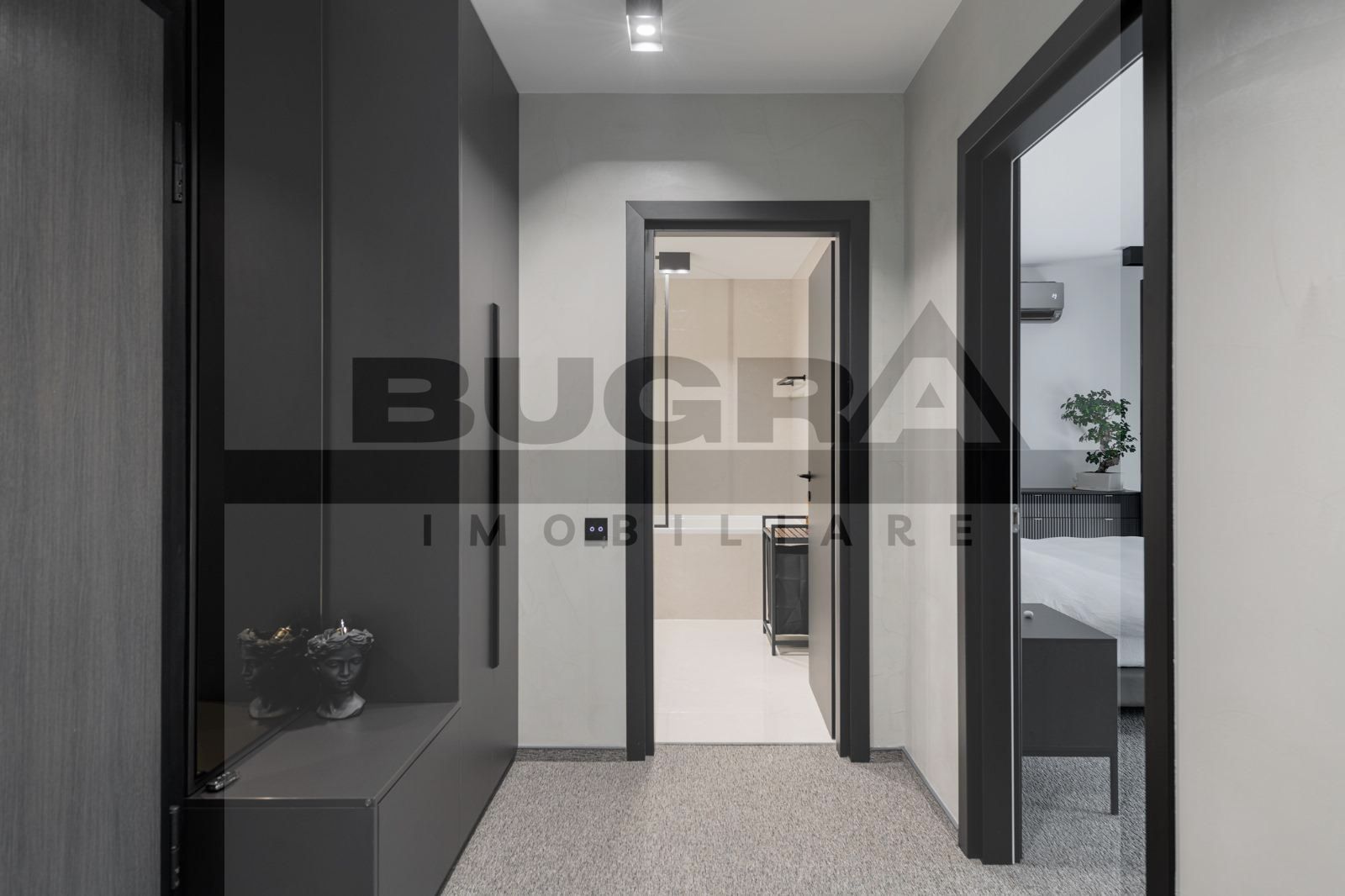 Apartament ultrafinisat la cheie, zona centrala - Poză 16