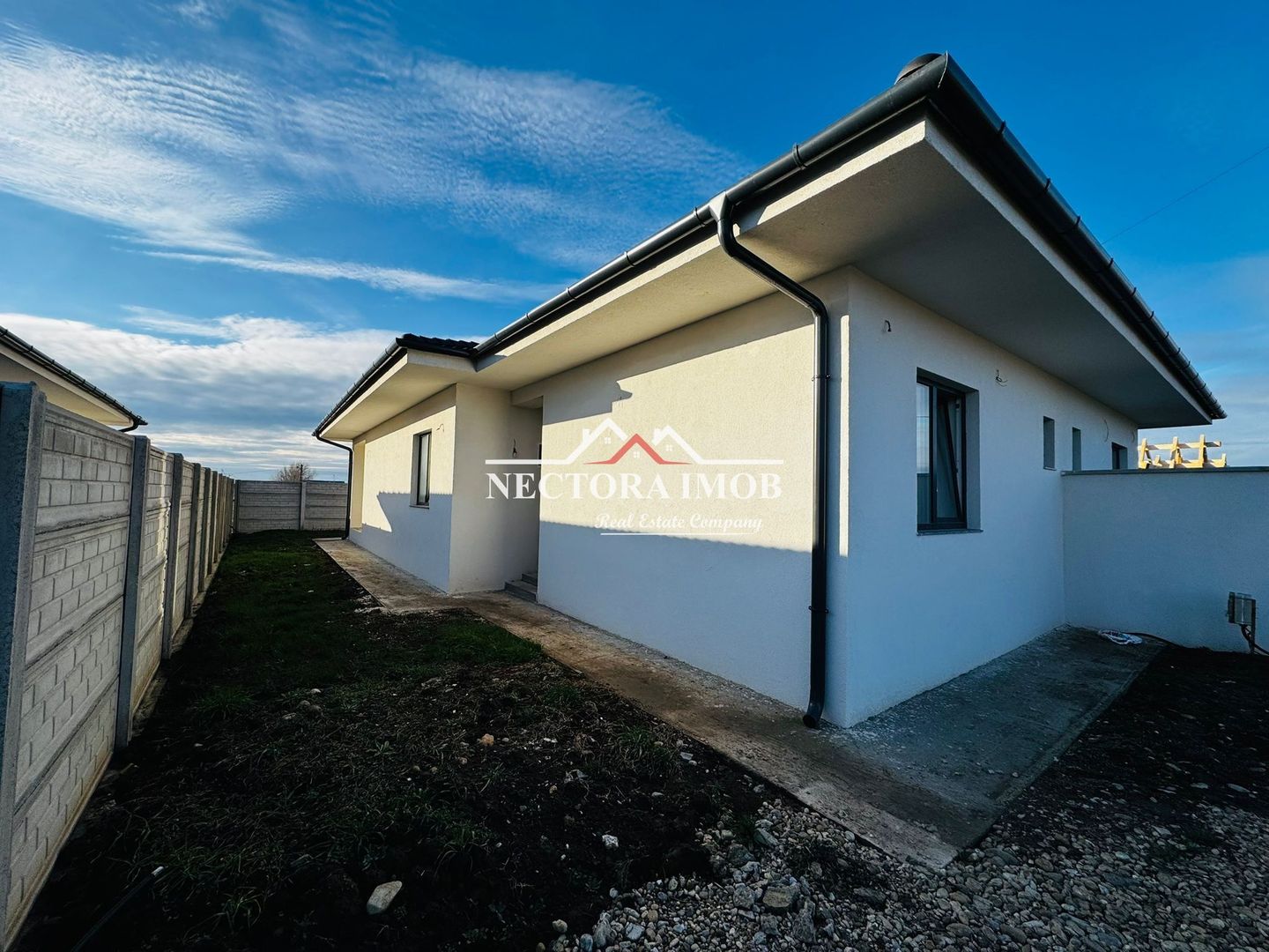 NECTORA IMOB-Casa Duplex 3 camere, 86 mp, 250 mp teren, Zona Nojorid - Poză 4