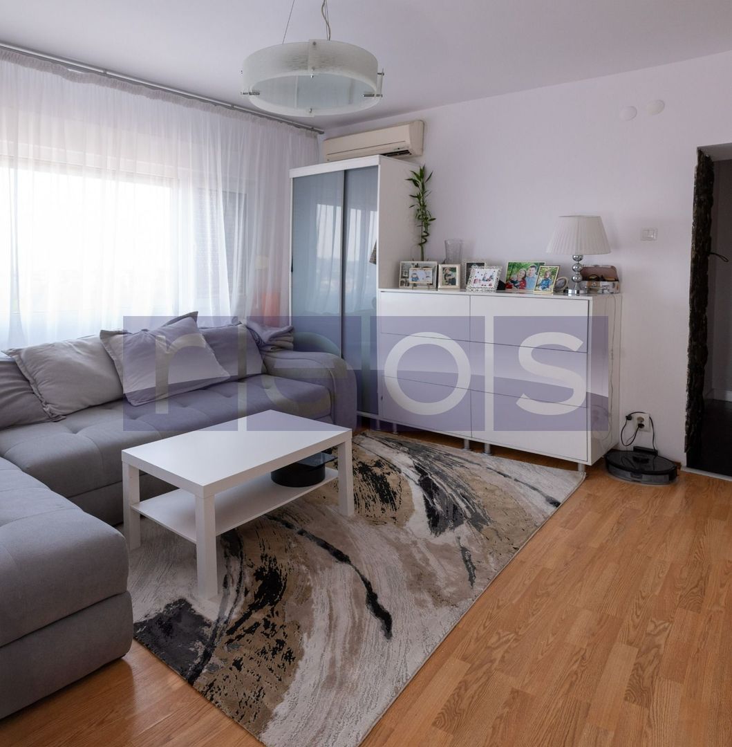 VANZARE 3 CAMERE | 2 BAI | DOMENII | MOBILAT MODERN | 63 MP - Poză 1