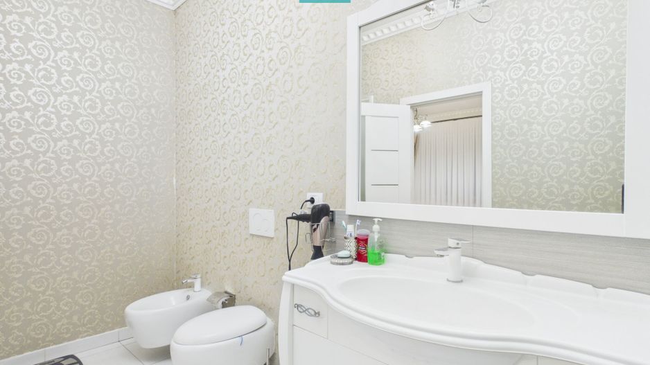 Casă de lux Oncea, piscină, 400 mp - Poză 45