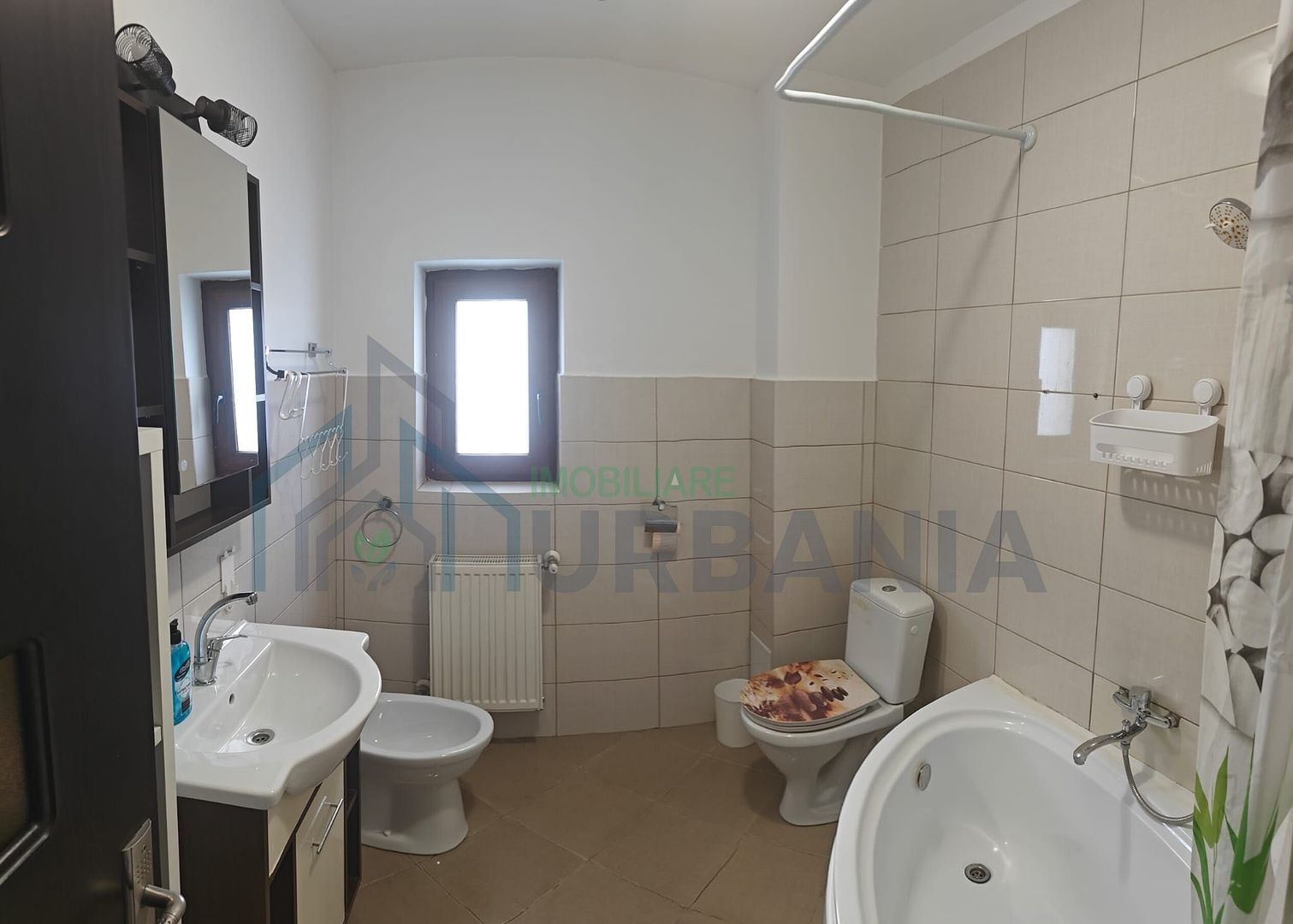 Apartament 3 camere cu curte de inchiriat - Poză 5