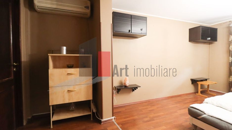 Vila "VARDA" , 200 MP utili, teren 160 mp - Poză 14