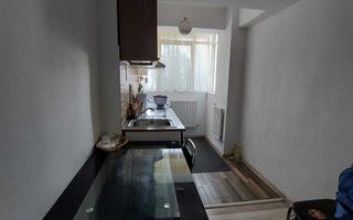 Alexandru Cel Bun Apartament 2 Camere Decomandat Etaj Intermediar Lift - Poză 4