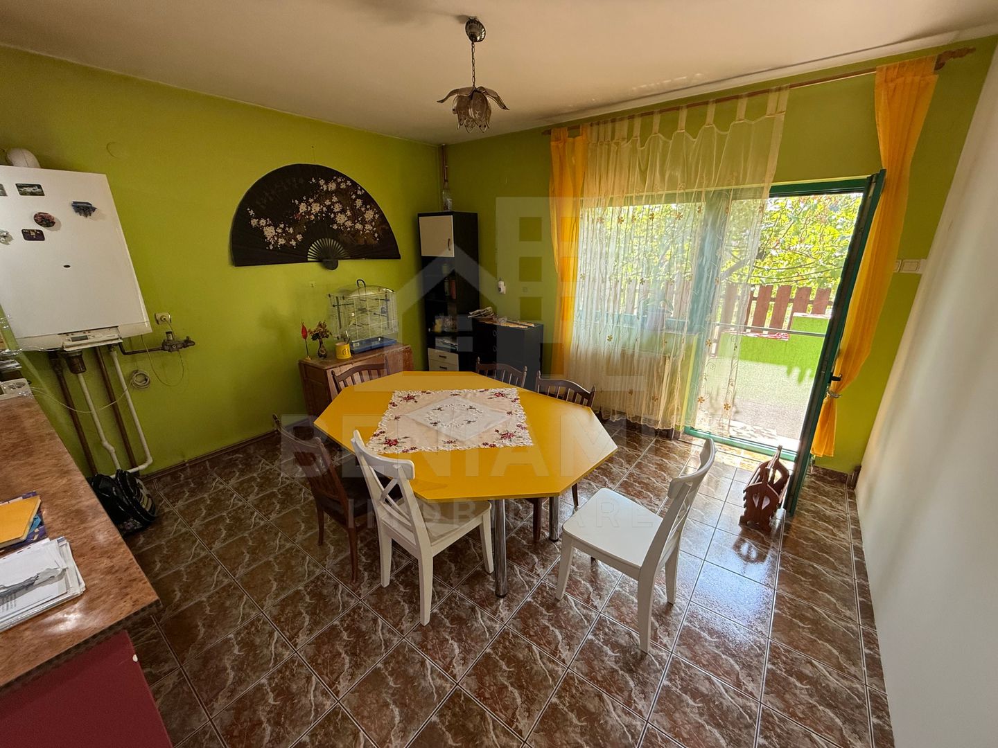 Casa Spatioasa D+P+1+M – 615mp - Teren 1000mp - Rovine - Poză 11