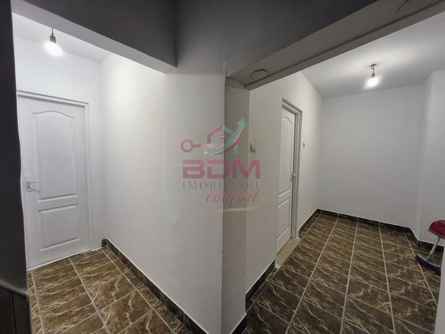 Apartament 2 camere | decomandat | zona Micro 2 - Poză 7