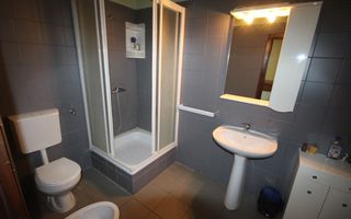 Imobil  cu destinatie mixta - Poză 27