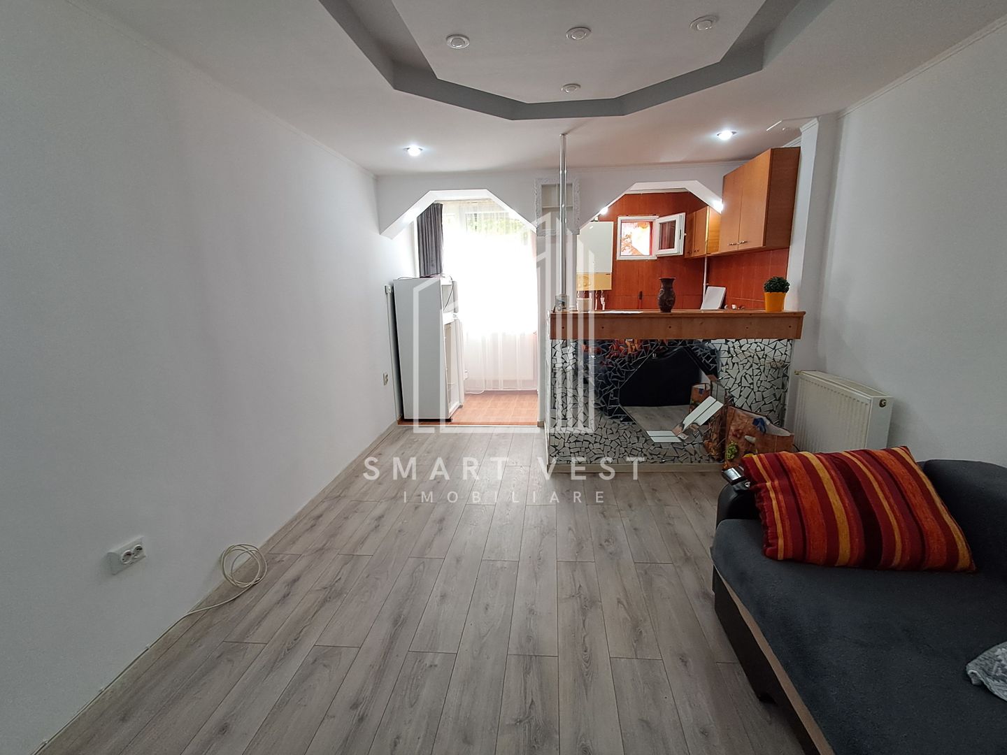 Garsoniera | 27 mp | Parter  | Zona Micro 17 Ostrovului - Poză 1