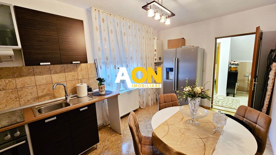 Casa tip triplex ( capat ), 4 camere, P+M, curte amenajata, Bărăbanț - Poză 12