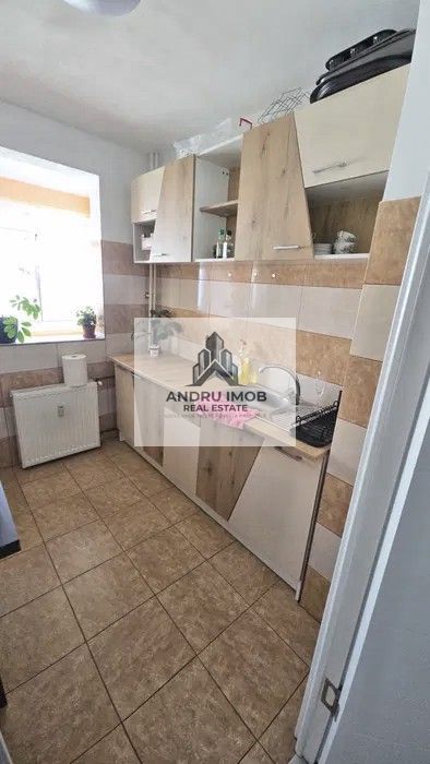 Apartament 3 Camere decomandat | Str. Prevederii – Sălăjan (Sector 3) - Poză 2