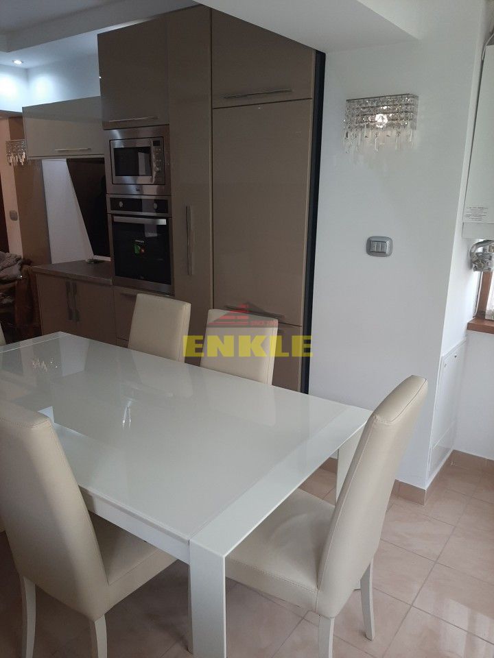 Apartament 2 camere de lux, mobilat, utilat, etaj 2, Zona: Piata Mare, 500 euro - Poză 3
