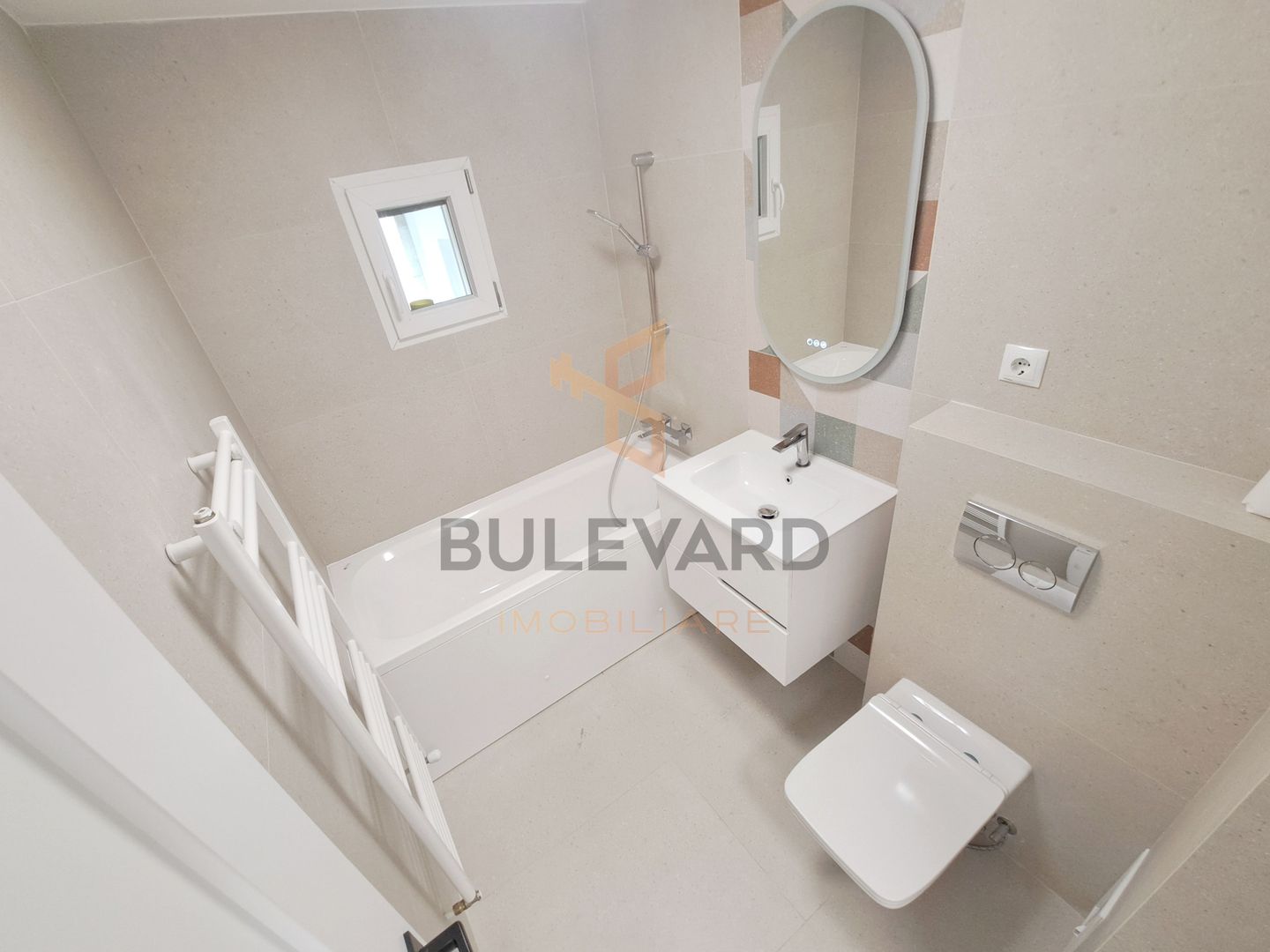 Apartament 3 camere zona Piata Cipariu! Renovat! - Poză 24