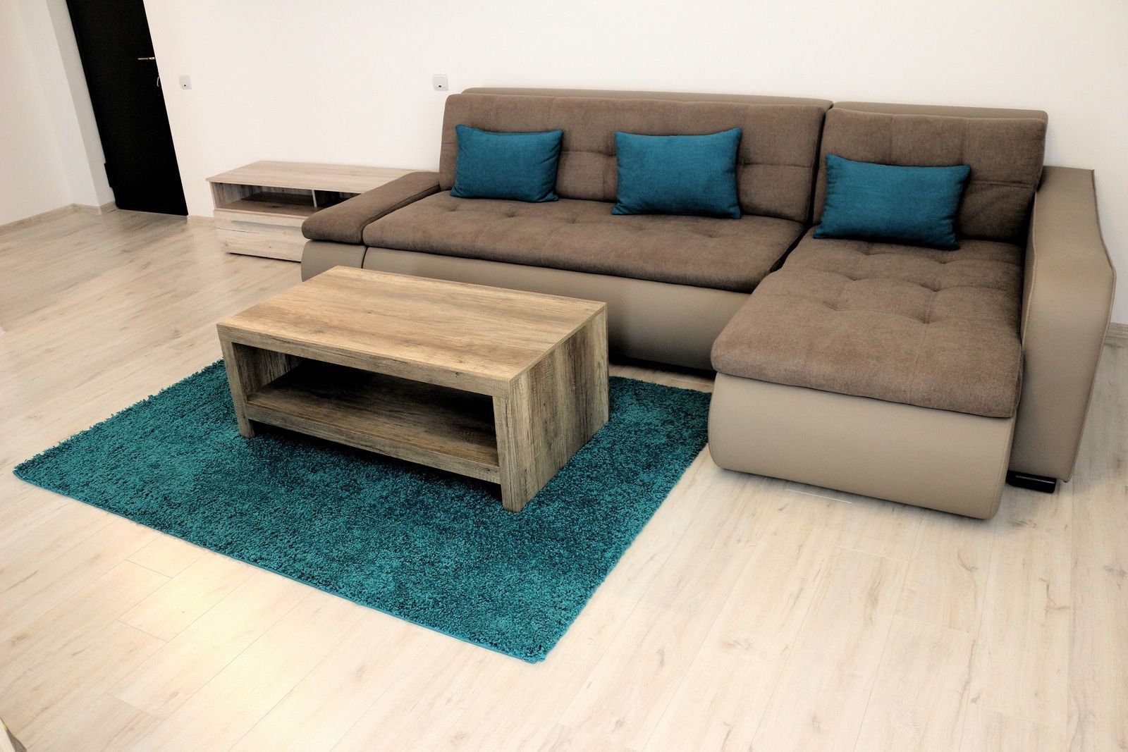 Apartament Utilat Mobilat cu Parcare Subterana  Zona Europa - Poză 9