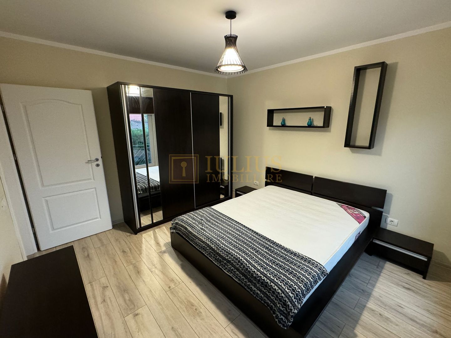 Braytim-2 Camere -Apartament la Vila-Mobilat -utilat - Poză 12