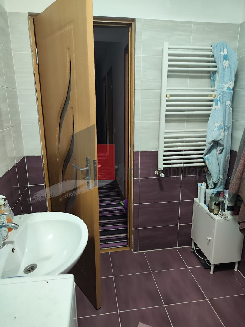 Apartament 2 camere, complet mobilat și utilat - Sector 4 - Poză 11