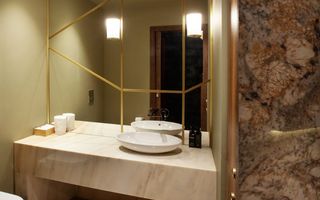 Full Service Apartment | 2 Bedrooms | Parking | Concierge - Poză 9