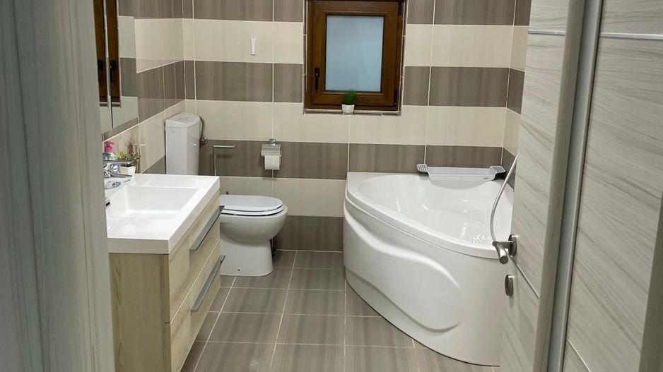 Casa individuala Tunari | Curte libera 200 mp - Poză 14