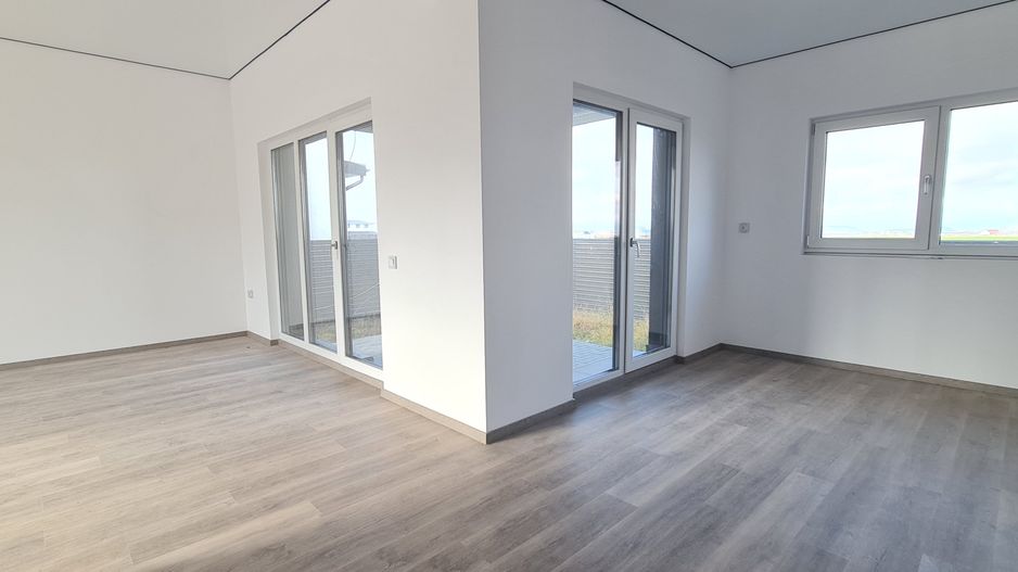 Casa 4 camere finalizata intabulata cartier Izvor Tarlungeni - Poză 3