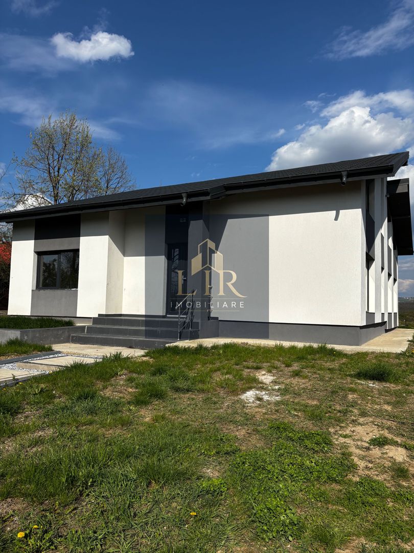 Vila 4 camere comision ZERO- Hlincea- Iasi - Poză 15