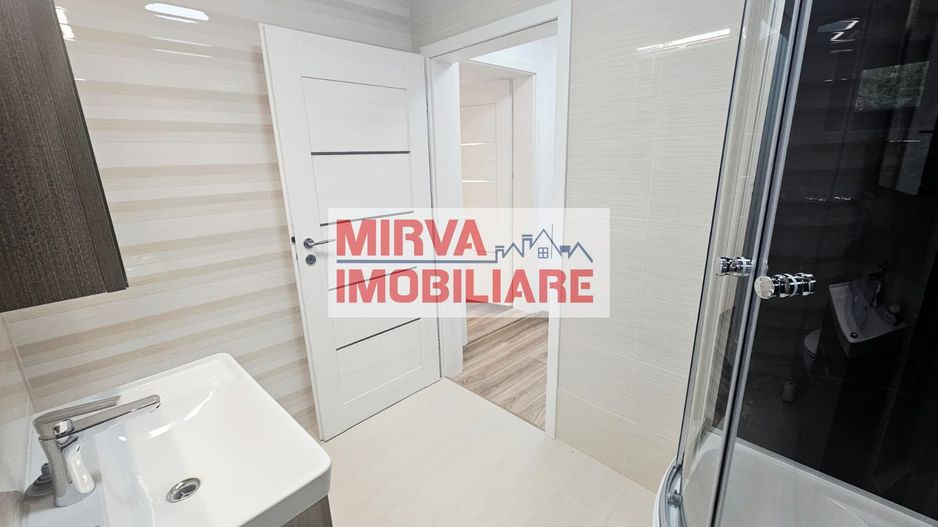 🏢 Spațiu de birouri de închiriat, 6 camere – Central, Ploiești - Poză 45