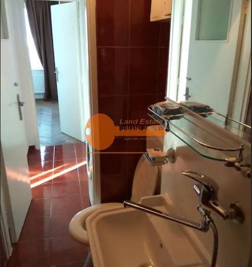 Apartament Modern cu 2 Camere 60 m² 9/15 Vedere Panoramică Zona Centrală - Poză 9