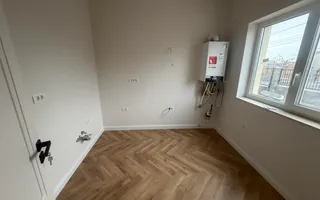 Disponibila imediat. Zona centrala. Toate utilitatile si asfalt - Poză 12