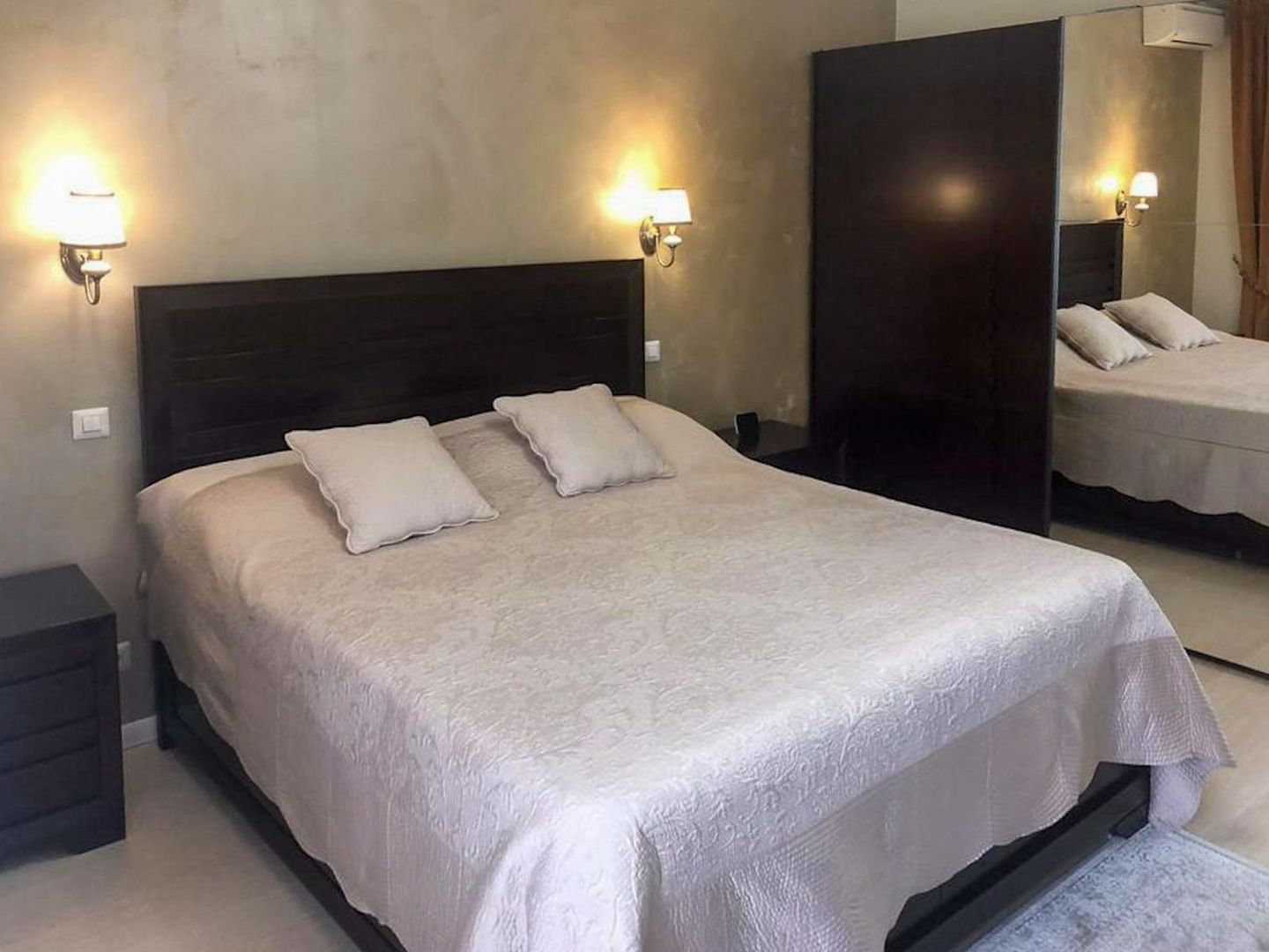 Apartament 3 camere de lux | 162 mp | Mobilat și utilat | Erou Iancu Nicolae - Poză 11