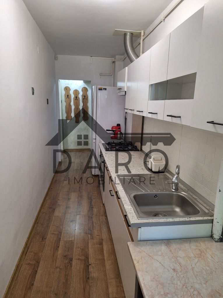 Închiriez garsoniera confort 1,Tudor, parter,  strada Viitorului. - Poză 2