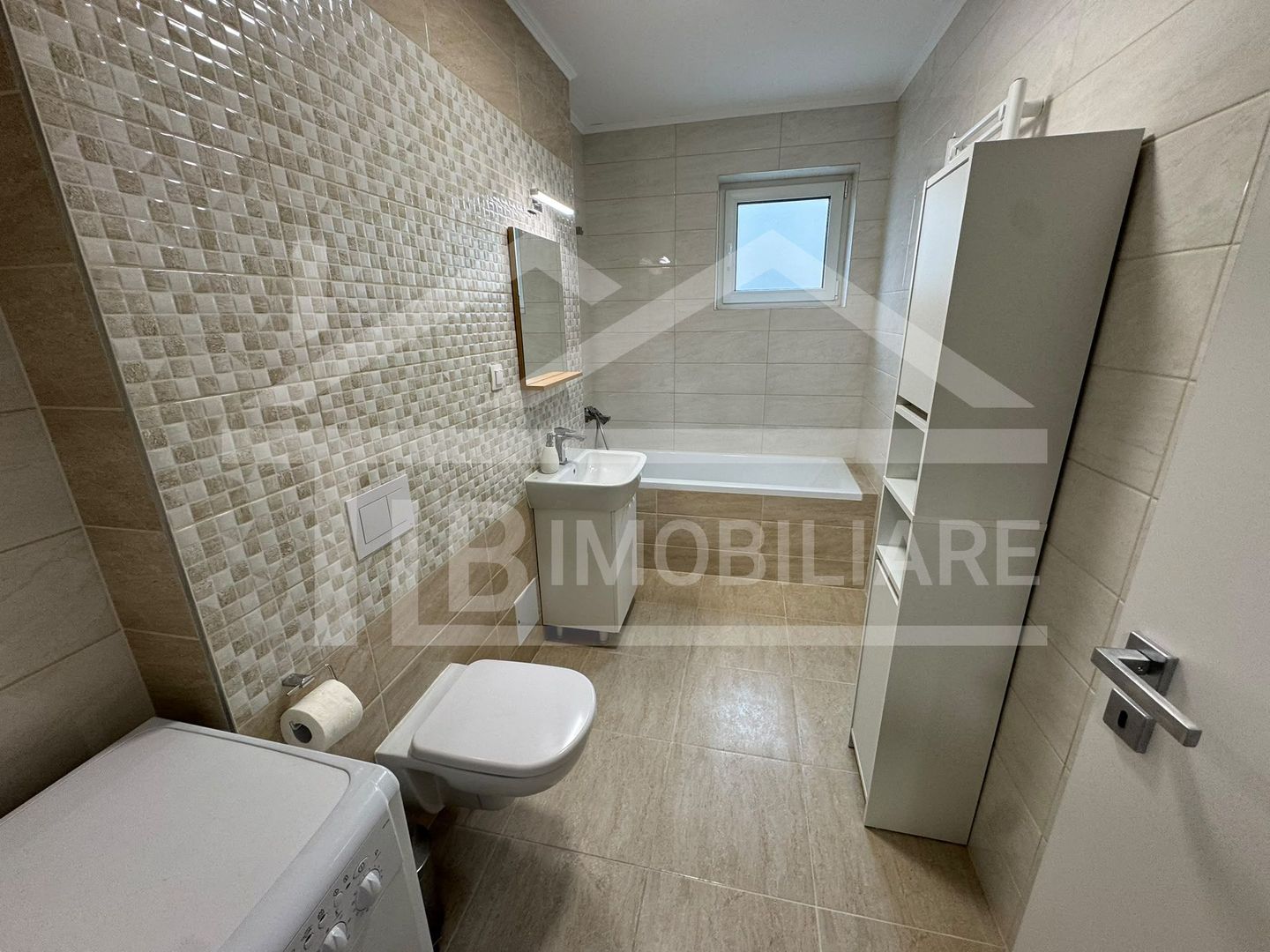 Apartament cu 3 camere, 80mp, parcare, Zona Maurer Residence - Poză 11