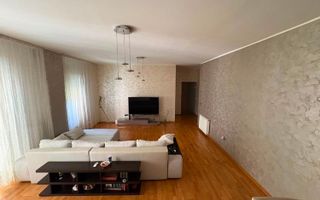Apartament 3 camere lux zona centrala - Poză 3