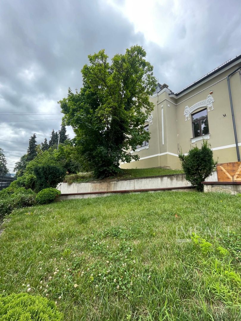 Casa superba ideala sediu firma  ! - Poză 21