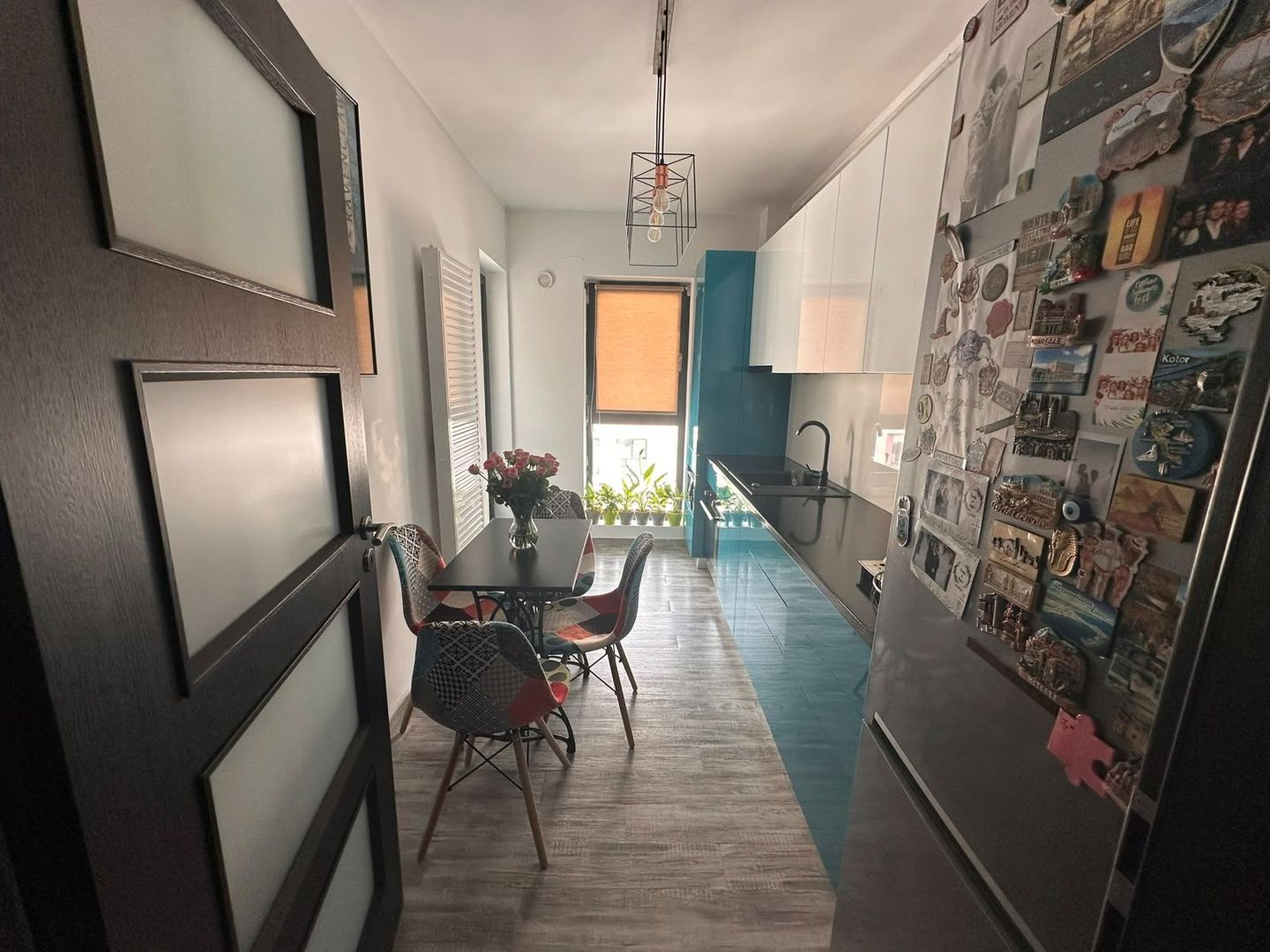 Apartament cu 3 camere, situat intr-un loc nou+ 2 locuri de parcare+ boxa - Poză 8