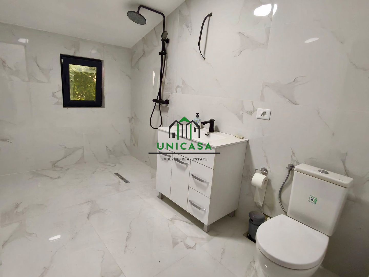 Casa 4 camere , Central– RÂMNICU VÂLCEA | APROAPE DE RIVER PLAZA MALL - Poză 17