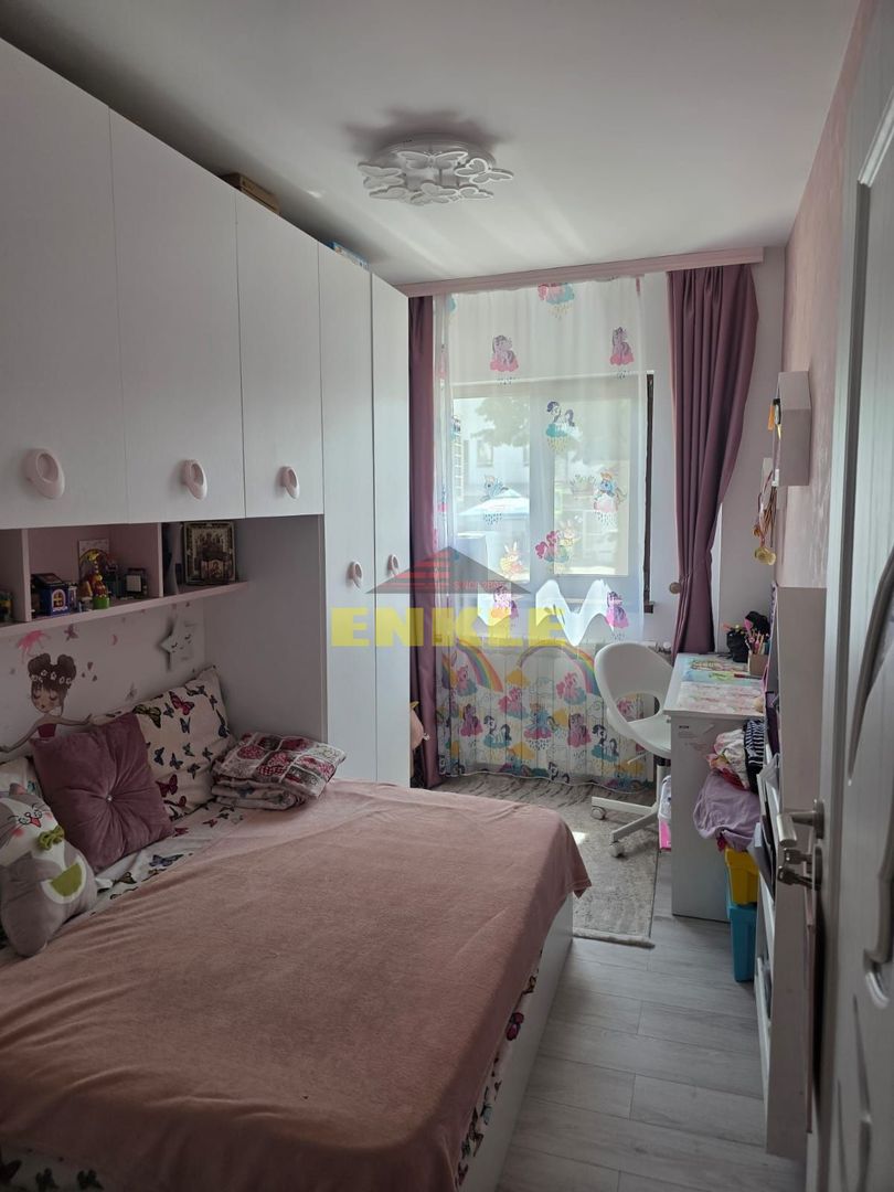 DE VÂNZARE – Apartament 3 camere, zona Bucovina - Poză 5