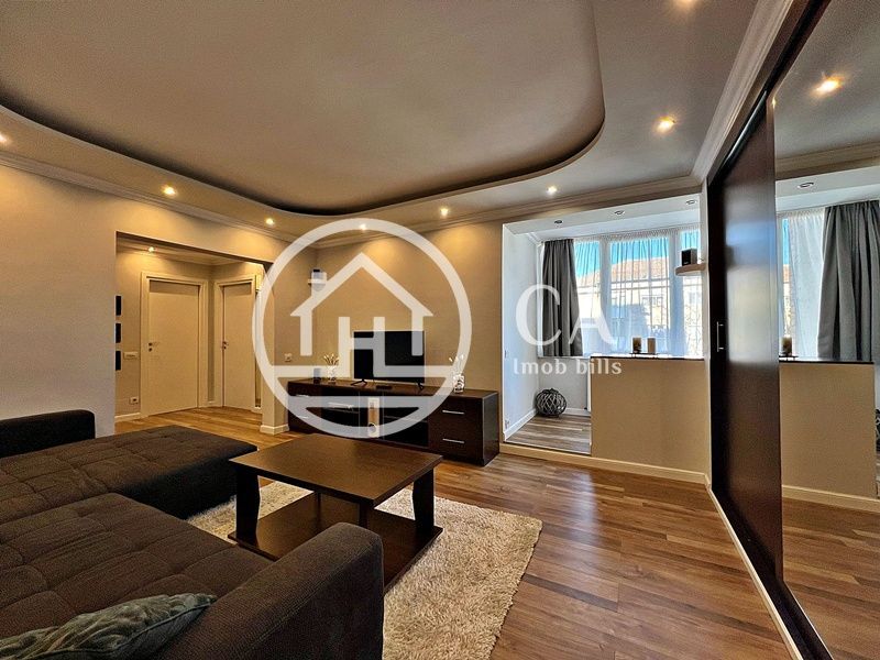 Apartament de închiriat cu 3 camere în zona Rogerius, Oradea - Poză 3