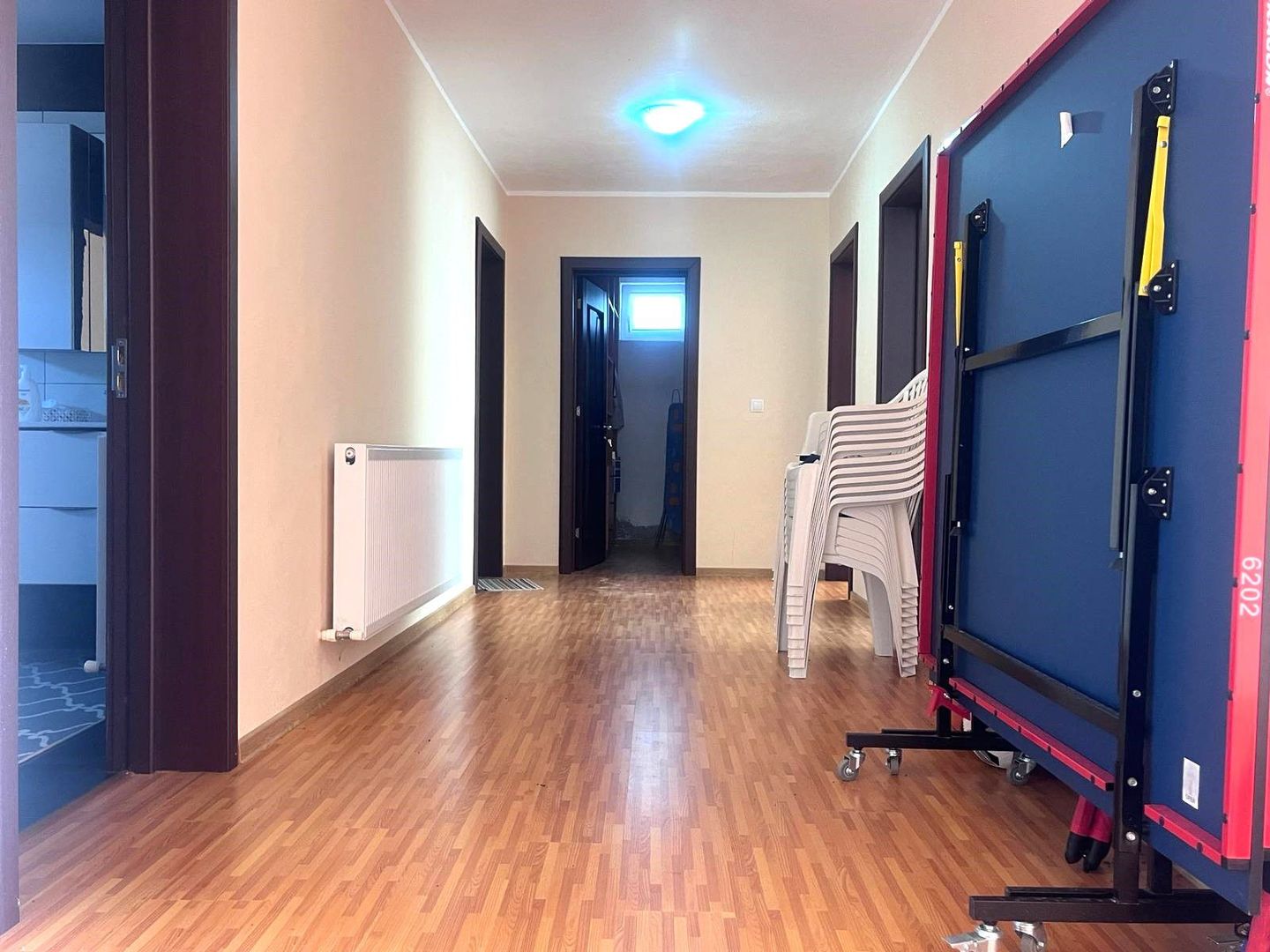 Priveliste frumoasa! Vanzare casa cu 3 camere in Sotanga! - Poză 18