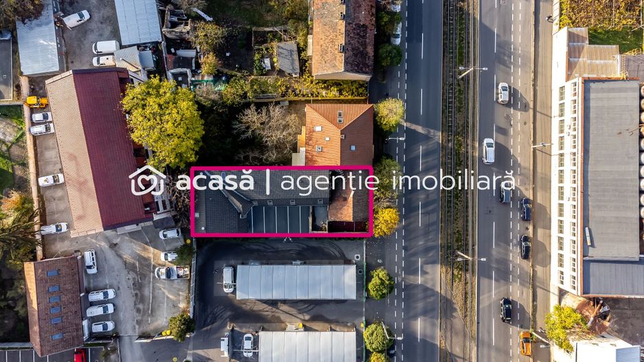 Spațiu generos în centrul Aradului. Ideal pentru birouri sau cabinete - Poză 4