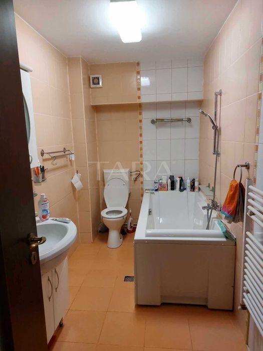 Apartament cu 3 camere pe două nivele – Mănăștur, zona Mehedinți. - Poză 7