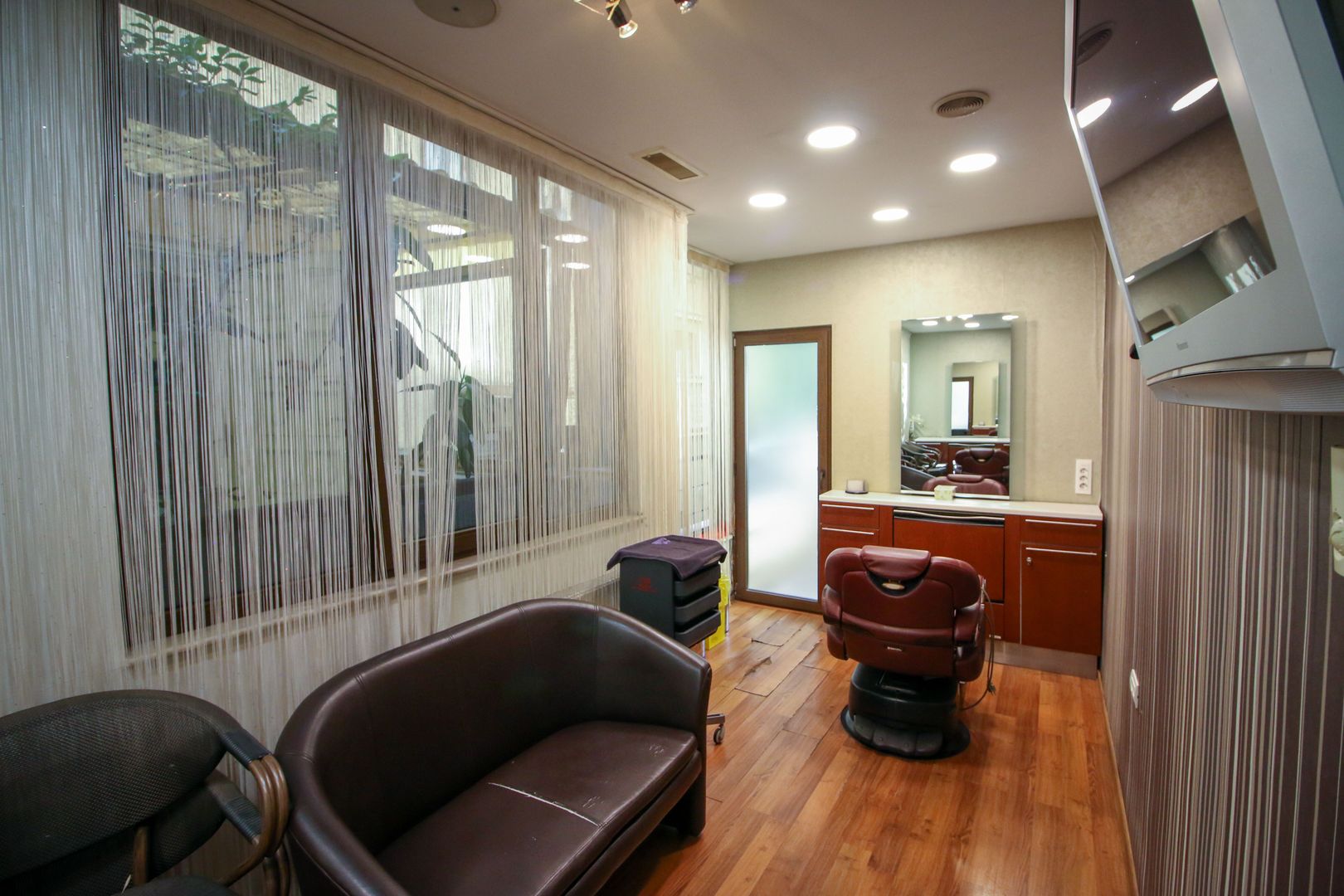 Vila 8 Camere Piata Dorobanti - Poză 35