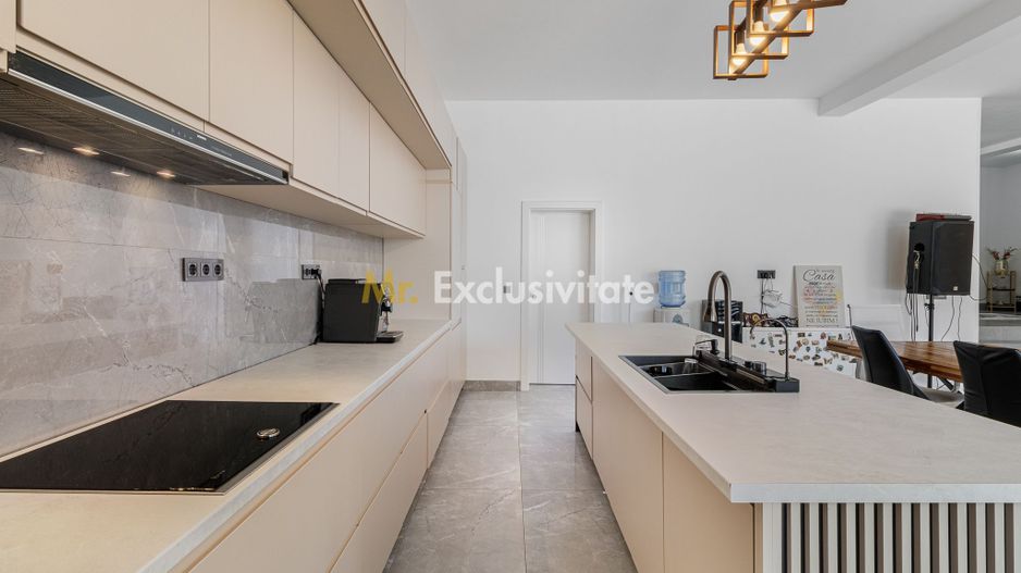 VILA PREMIUM / PISCINA / BANESTI / PH - Poză 7
