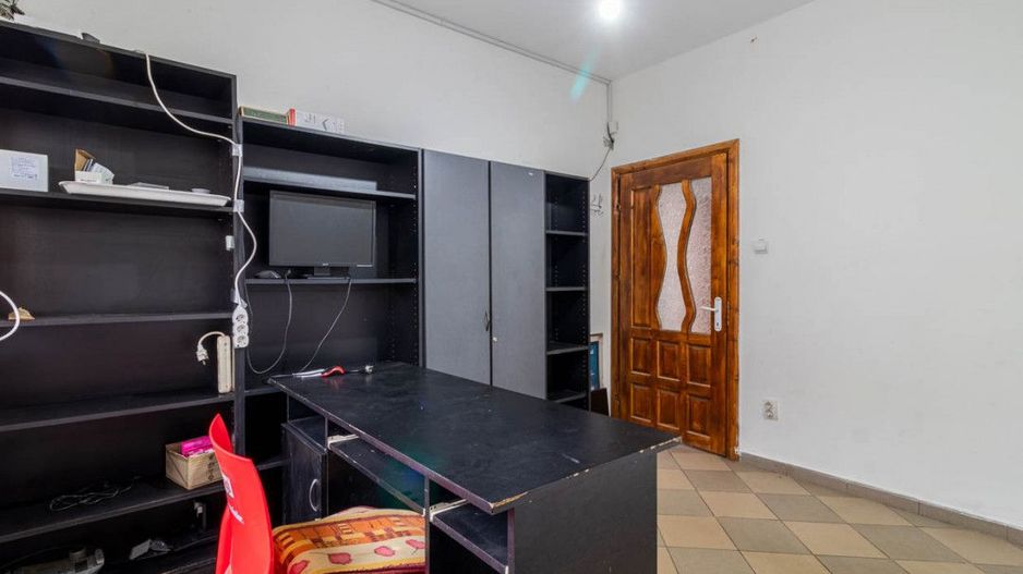 De închiriat – Spațiu comercial 100 mp, la stradă principală – între Berceni și  - Poză 4