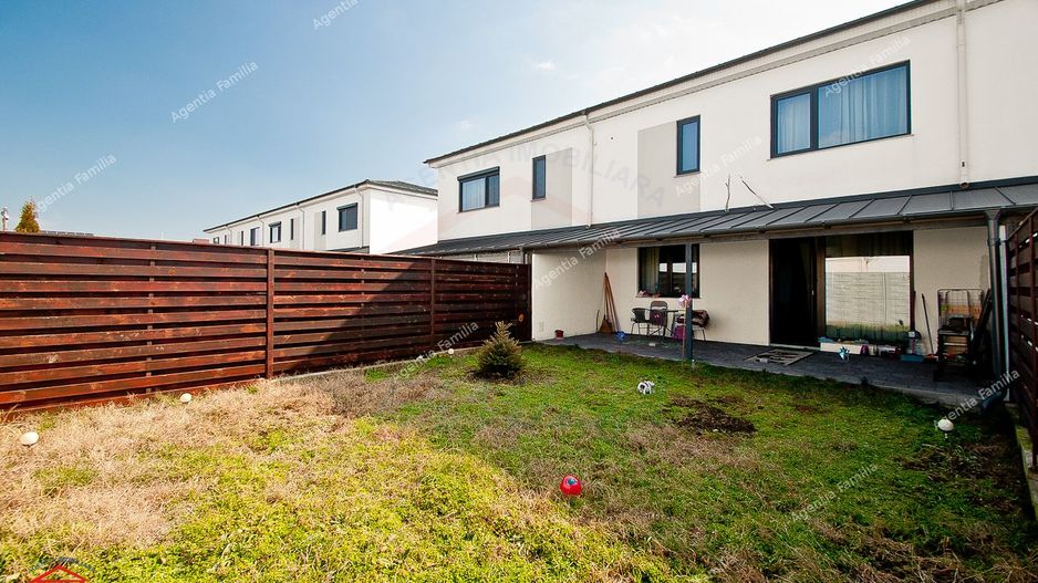 Vanzare vila modernă în Galati, cartierul Arcașilor, mobilata si utila - Poză 1