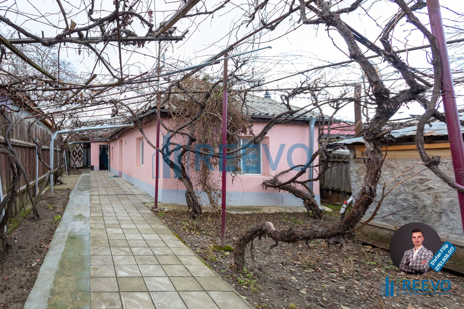 Casă de vânzare în Șerbănești, Bacău - Poză 4