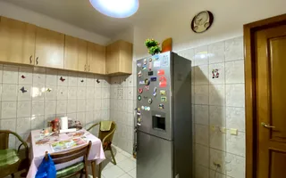 DE VANZARE 3 CAMERE 100 MP | BOXA 10 MP | SEBASTIAN | VULCAN CENTER - Poză 15