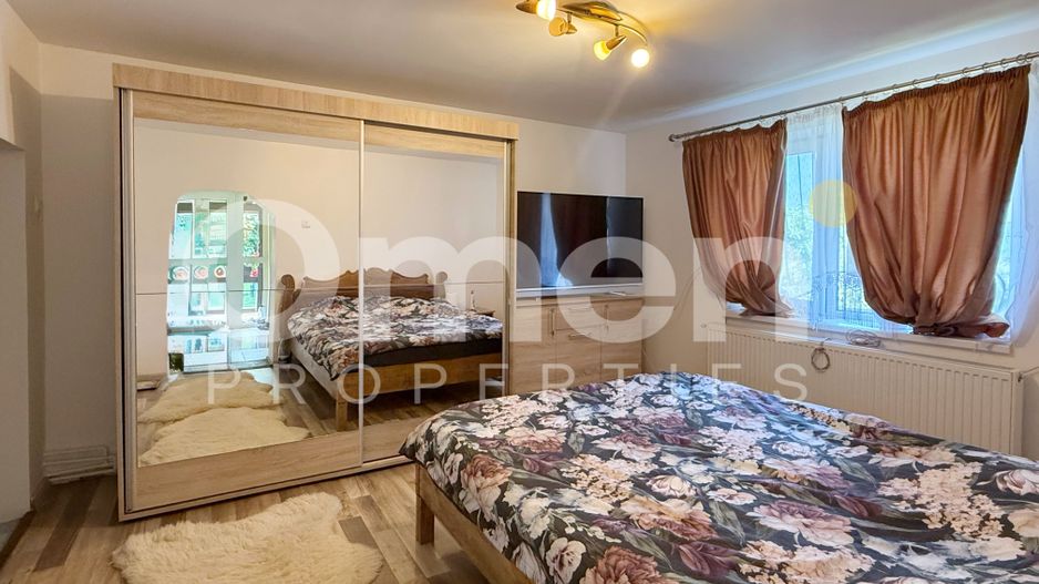 Casă cu 2 anexe transformate în locuințe, teren generos de 9 ari – Groși - Poză 3