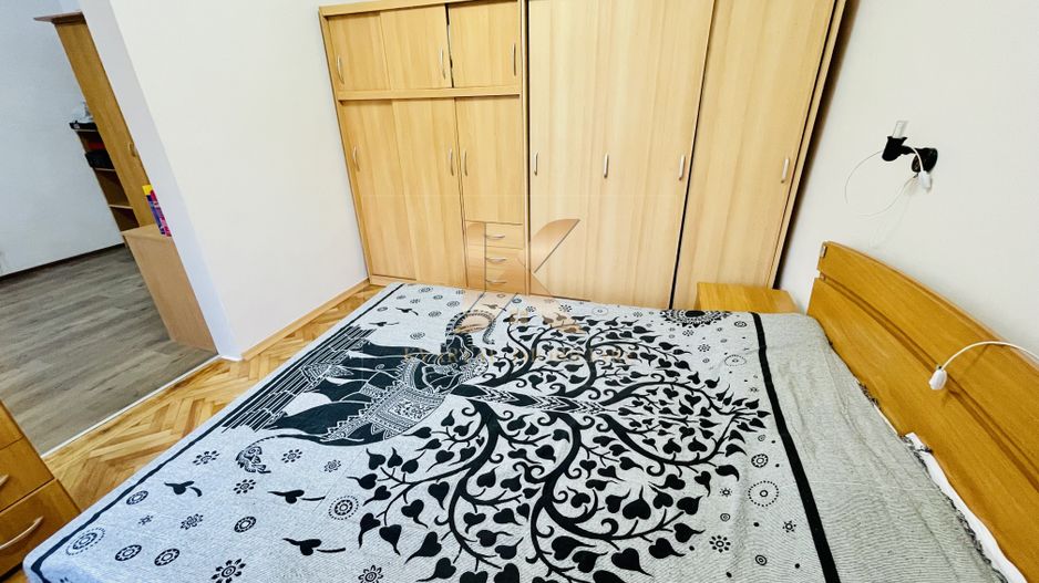 Casa 3 camere , 74 mp , loc de parcare Zona Ultracentrală! Negociabil - Poză 4