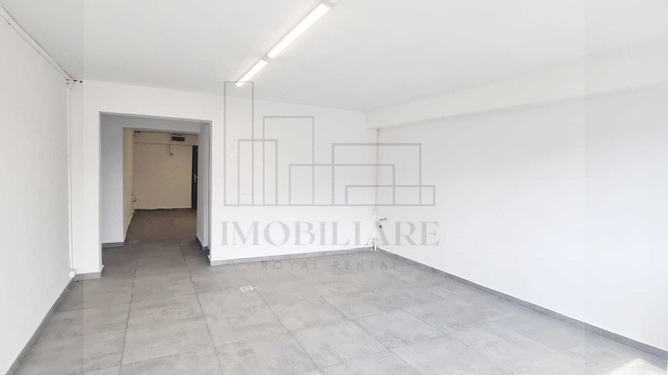 Spațiu comercial stradal de închiriat – 45 mp + 20 mp exterior - Poză 1