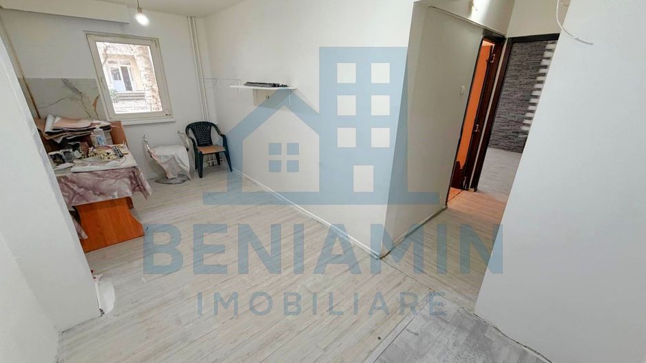 4 Decomandate-Doua bai-Parter-Disponibil Imediat-Zona linistita - Poză 2