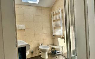 Vila care redefinește echilibrul între rafinament, spațiu și liniște - Poză 63